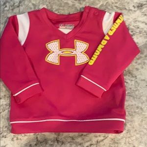 Under armour pink sweatshirt